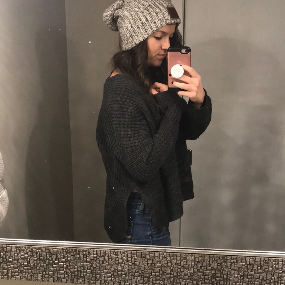 Active USA sweater